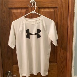 Youth XL Under Armour T-Shirt